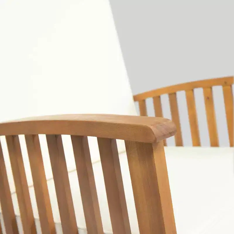 Ensemble 3 pièces de chaises à bascule et table d'appoint en bois d'acacia Abbottsford - Brun/Crème - Christopher Knight Home : Sièges d'extérieur résistants aux intempéries