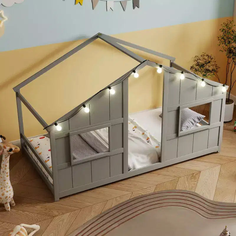 Lit cabane pour enfants avec lumières LED, cadre en bois massif, sans sommier à lattes, gris/naturel/blanc