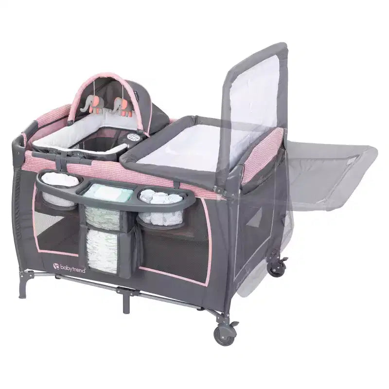 Parc de jeu avec berceau à bascule, nacelle et table à langer