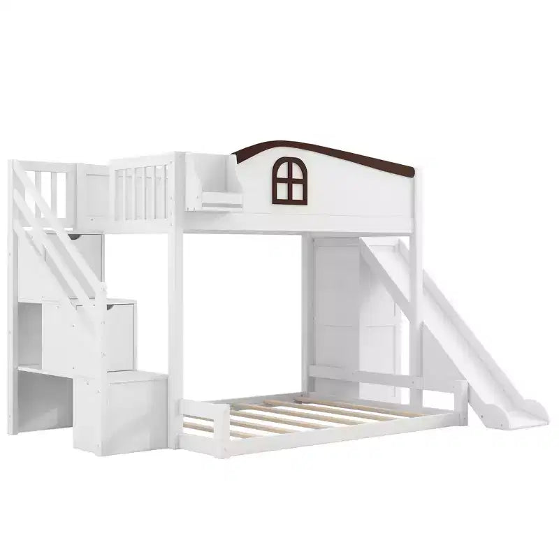 Lit superposé avec lit simple au-dessus et lit double en dessous, toboggan, étagères, escalier de rangement et armoire pour chambre d’enfant