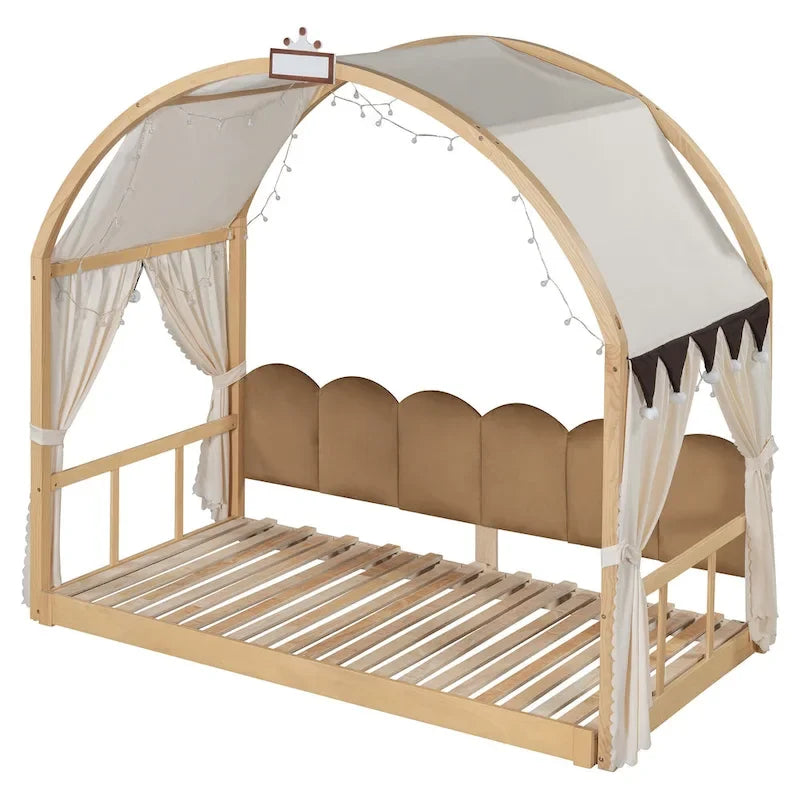 Lit plateforme Montessori au sol en bois massif, style maisonnette avec toit arqué et lit gigogne, pour filles et garçons